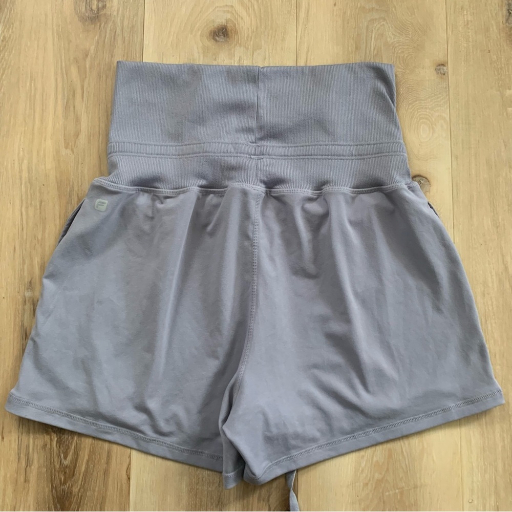 Fabletics Maj short - Picture 6 of 10